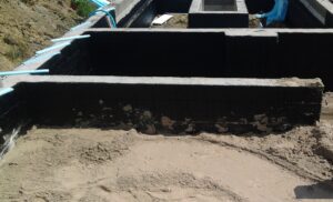 fundament pomalowany dysperbitem