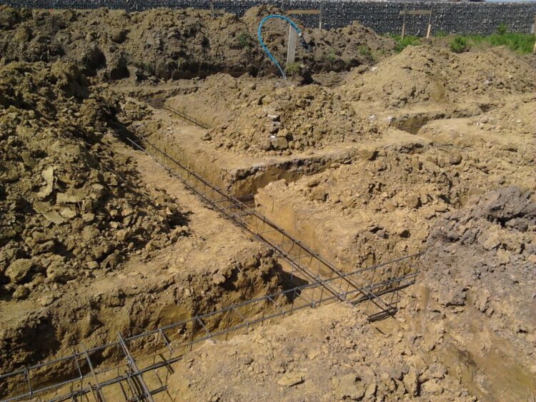 łąwy fundamentowe lane bezpośrednio do gruntu bez chudziaka